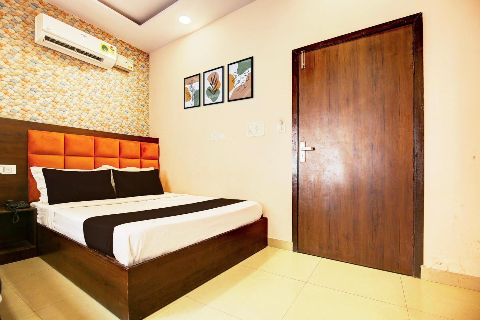 Hotel O Pink Residency Amritsar Buitenkant foto